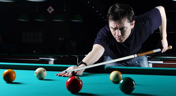 billiards-cue